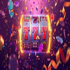 Tampilan slot Aviator dan Sweet Bonanza di aplikasi mobile initoto88